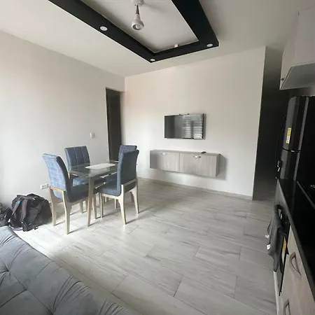 Campiña Amoblado Apartamento