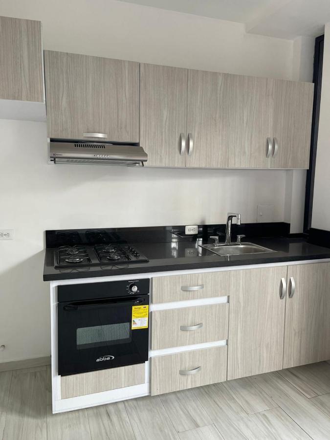 Apartment Amoblado 3 En Barrio La Campina